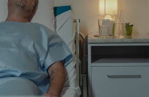 Mientras que la respiración cesa y el corazón deja de latir, la actividad cerebral persiste al menos durante 3 minutos de la mano con el último sentido.