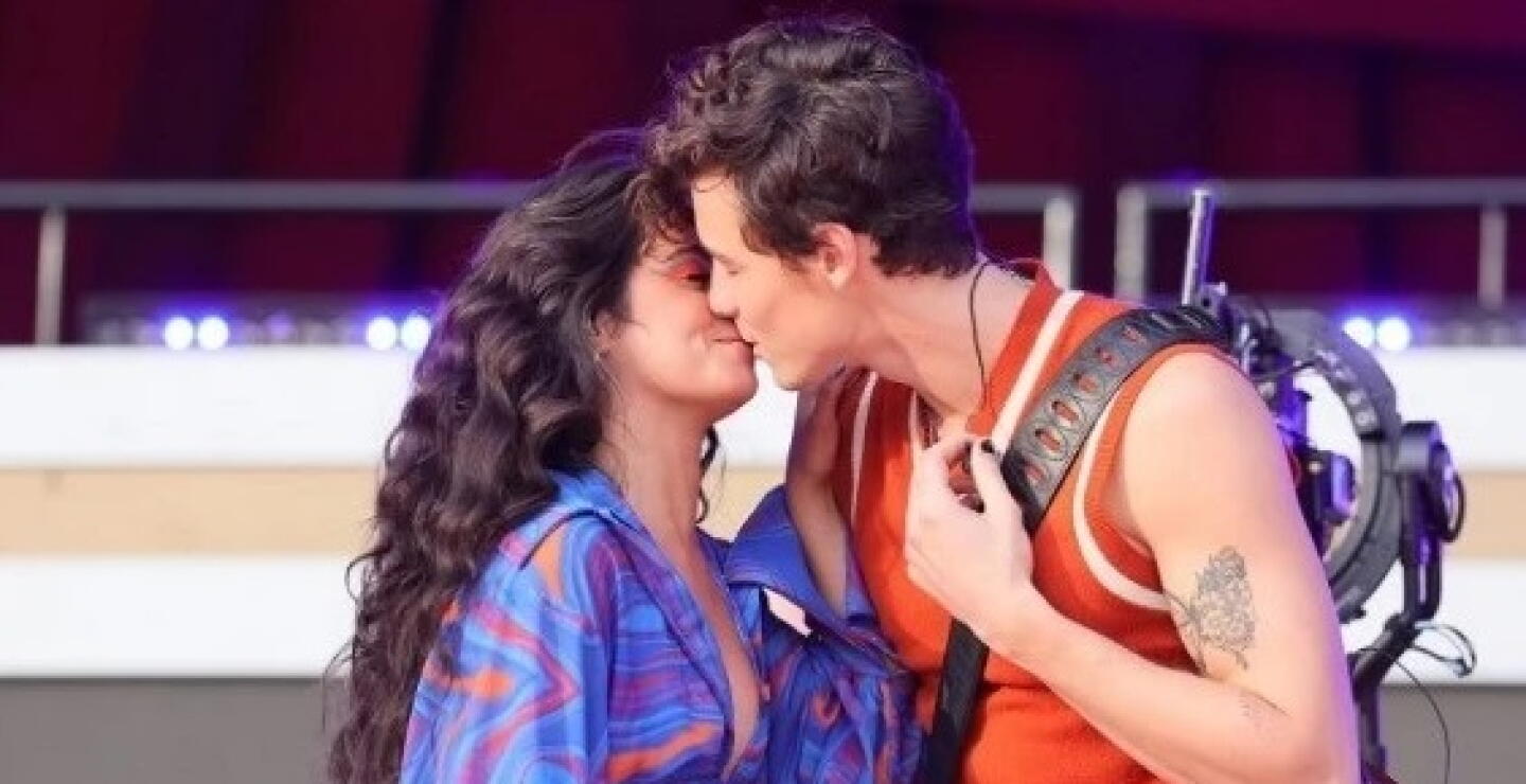 Camila Cabello y Shawn Mendes fueron grabados besándose en Coachella: ¿reconciliación?