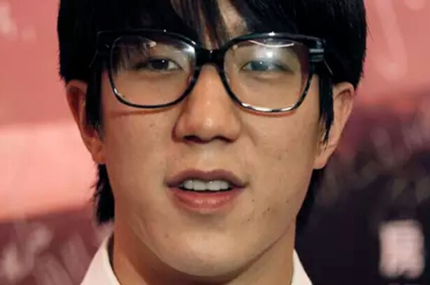 120215_hijo_jacky_chan.jpg