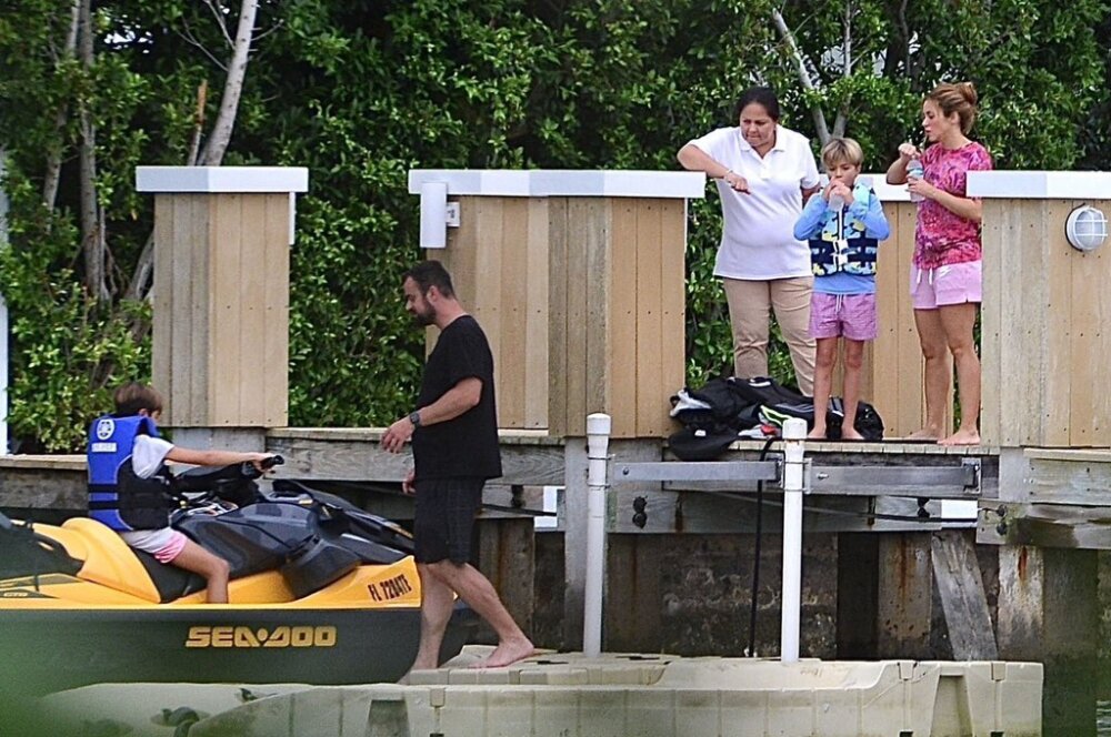 Lili Melgar con Shakira en Miami