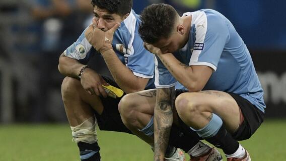 337666_BLU Radio. Inconsolable llanto de Luis Suárez // Foto: AFP
