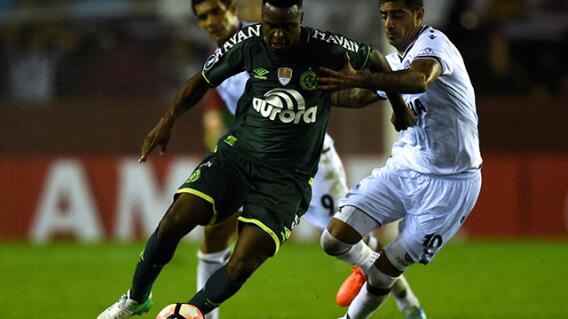 262330_Chapecoense venció 2-1 a Lanús, por Copa Libertadores 262330_Chapecoense venció 2-1 a Lanús, por Copa Libertadores