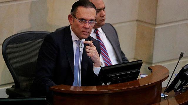 Presidente del Senado impugnará fallo que obliga a revivir 16 curules para la paz