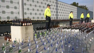 Más de 4.000 unidades de licor adulterado fueron incautadas en Los Mártires, en Bogotá