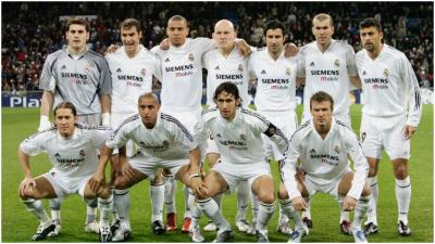 Formación titular del Real Madrid en la era de los 'galácticos' en 2005.