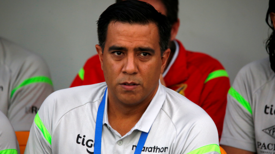 César Farías tras empate entre Chile y Bolivia César Farías tras empate entre Chile y Bolivia