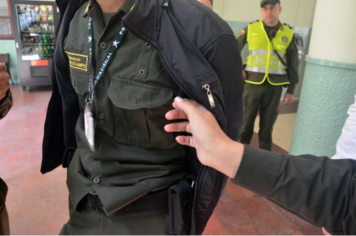 040915_policia_falso.jpg
