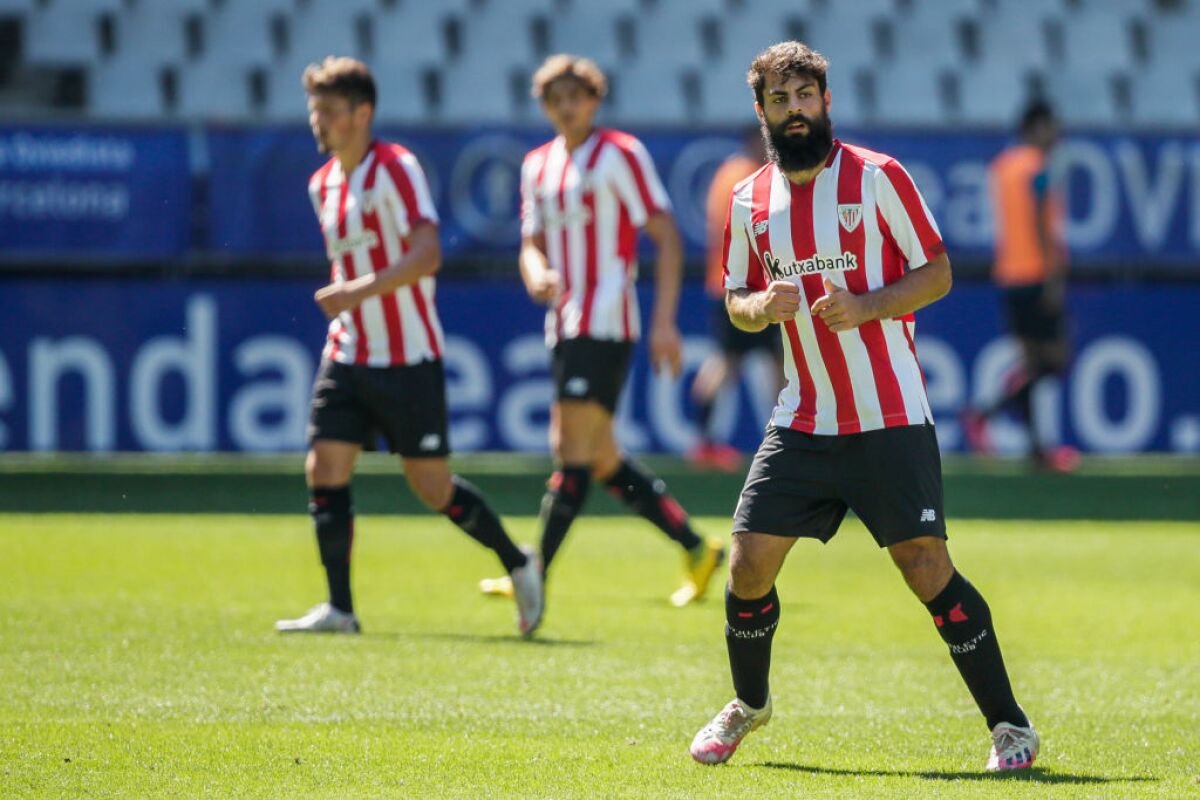 Real Oviedo v Athletic de Bilbao - Club Friendly