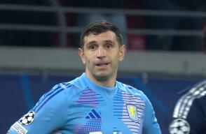 Emiliano ‘Dibu’ Martínez Emiliano ‘Dibu’ Martínez