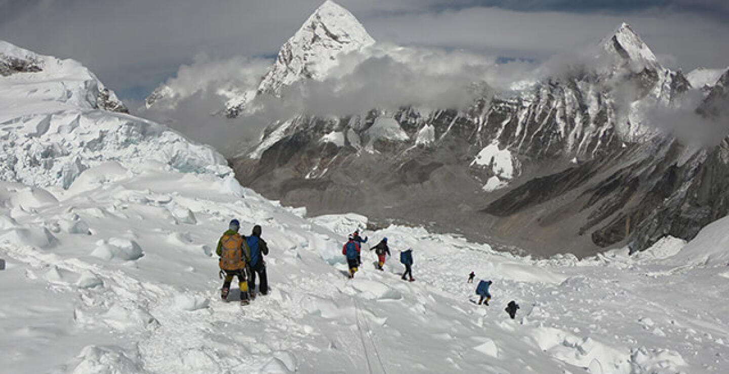 monte-everest.jpg