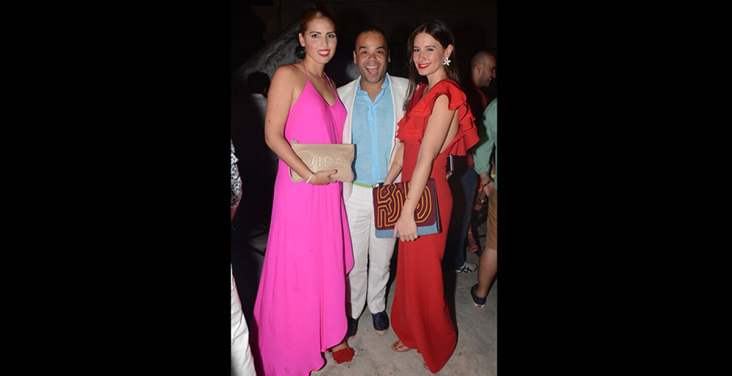 141218_fiestavea10.jpg