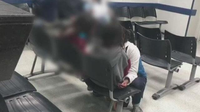 Dos pequeñitas que estaban solas en su casa fueron rescatadas de un incendio