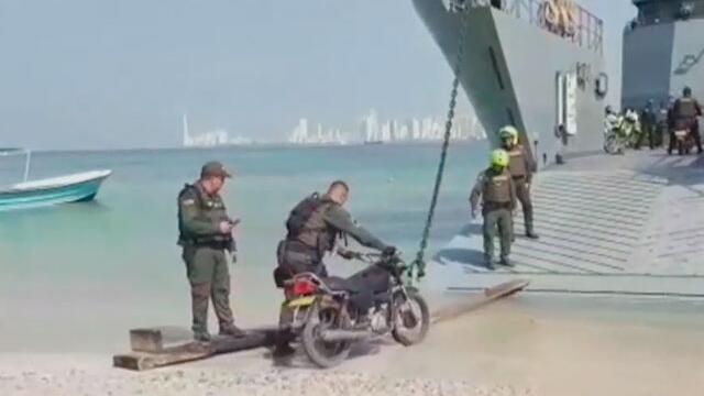 Hasta en buque, Policía y Marina hicieron gigantesco operativo en Tierra Bomba