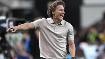Diego Forlán, DT interino  de la Selección de Uruguay. 