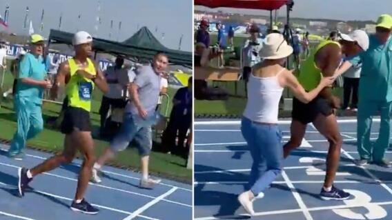 atleta ayudado por mamá