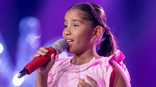 Dulce María en La Voz Kids.