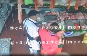 Carnicero hirió en el pecho a compañero de trabajo y todo quedó en video