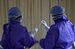 371644_Test coronavirus. Foto: AFP