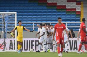 Jugadores de Llaneros festejando anotación contra América. Jugadores de Llaneros festejando anotación contra América.