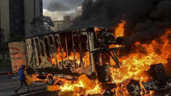 284963_Blu Radio. Protestas Venezuela. Foto: AFP