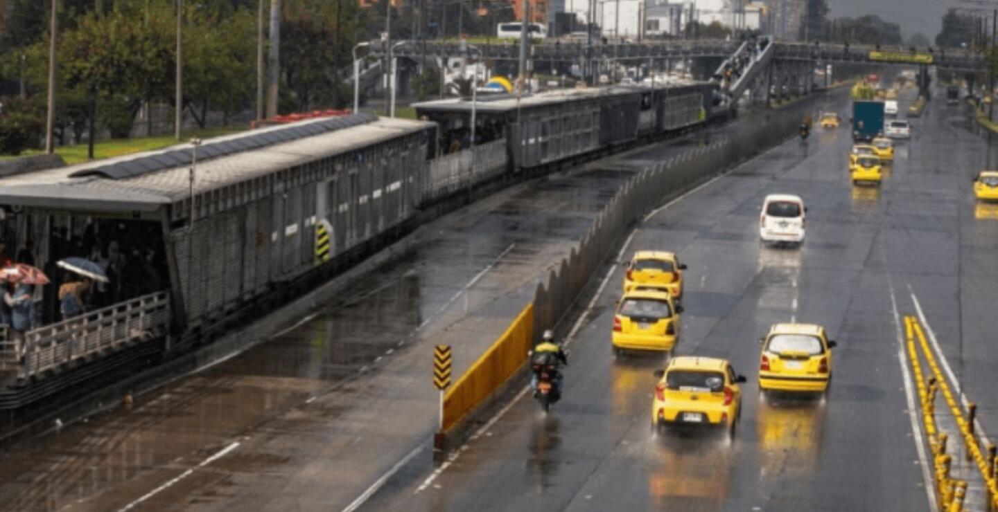 Hay cierto grupo de taxis a los que les aplica el pico y placa en el día sin carro y sin moto el 6 de febrero de 2025