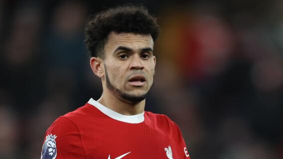 Luis Díaz, delantero colombiano del Liverpool, en medio de un partido de la Premier League Luis Díaz, delantero colombiano del Liverpool, en medio de un partido de la Premier League