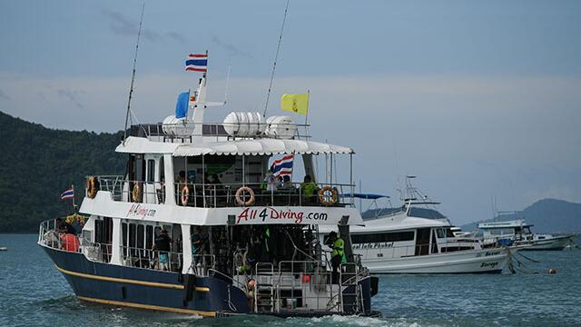 Otra tragedia en Tailandia: naufragio de un barco de turistas deja 37 personas muertas Otra tragedia en Tailandia: naufragio de un barco de turistas deja 37 personas muertas