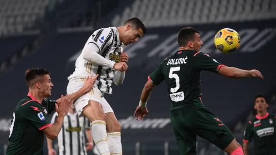 JUVENTUS-CROTONE JUVENTUS-CROTONE