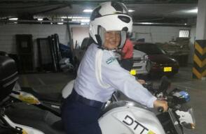 309444_BLU Radio. Agente de Tránsito de Floridablanca/ foto: tomada de cuenta Facebook