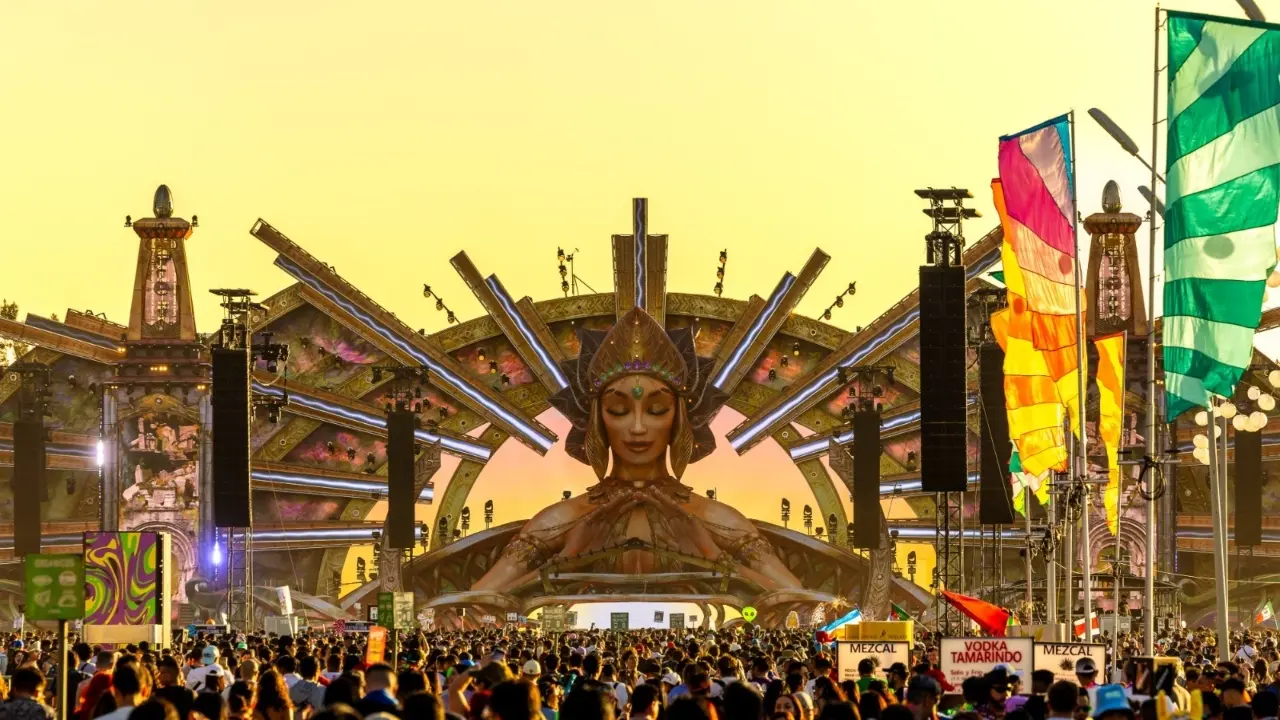 Festival de electrónica EDC cerró con más 94.000 asistentes durante los dos días en Medellín