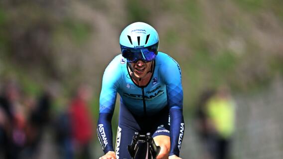 Samuele Battistella, ciclista del Astana en el Giro de Italia 2023. Foto. Getty Images Samuele Battistella, ciclista del Astana en el Giro de Italia 2023. Foto. Getty Images
