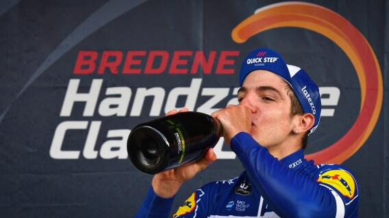 Álvaro Hodeg, ciclista colombiano. Álvaro Hodeg, ciclista colombiano.