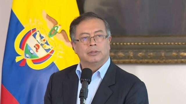 Petro advierte que las tarifas tendrán que bajar más: “Deberíamos tener la energía más barata” Petro advierte que las tarifas tendrán que bajar más: “Deberíamos tener la energía más barata”