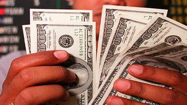Precio del dólar cayó $30 este jueves y genera preocupación para cientos de empresas exportadoras 