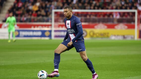 Kylian Mbappé, jugador del París Saint-Germain. Kylian Mbappé, jugador del París Saint-Germain.