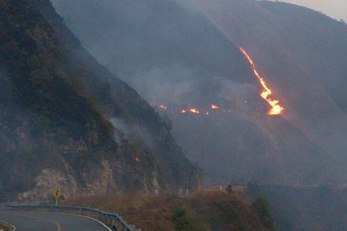 050315incendio.jpg