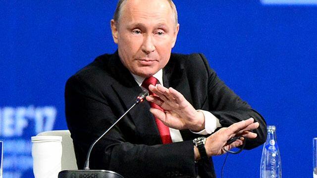 “No soy una mujer, así que no tengo malos días”: Putin le dijo a Oliver Stone 