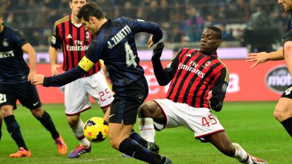 Mario Balotelli en el Milan. Mario Balotelli en el Milan.