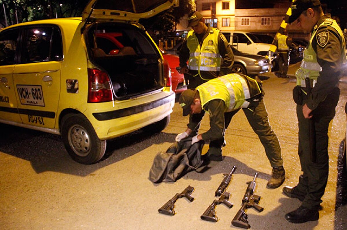 050315-armas-taxi.jpg