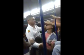 298060_BLU Radio. Conductor de Transcaribe, en Cartagena, se fue a los golpes con un usuario // Foto: Captura pantalla