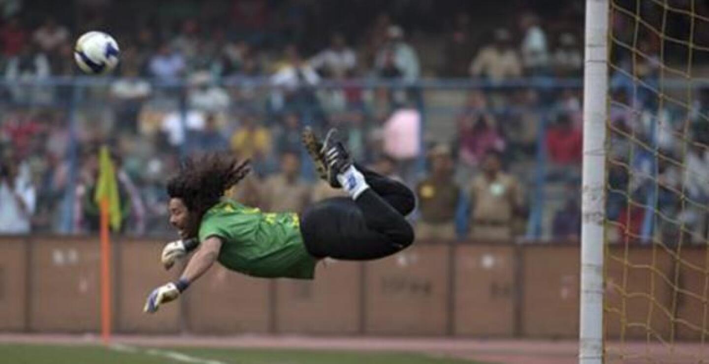 282092_BLU Radio. René Higuita / Foto: AFP