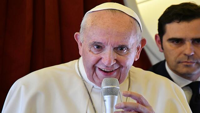 Papa pide una Iglesia abierta a escuchar a jóvenes y a derechos de mujeres