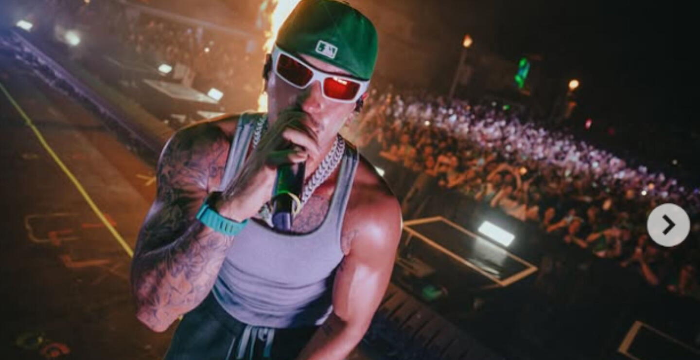 Feid es uno de los cantantes colombianos de reguetón más populares del momento