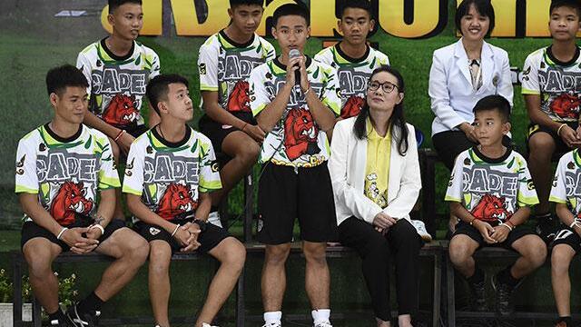 “Es un milagro”: niños rescatados de cueva en Tailandia ofrecen rueda de prensa
