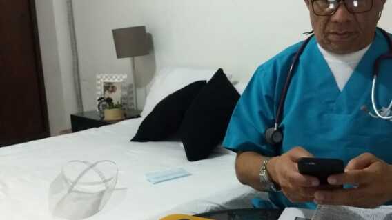 373262_BLU Radio // Médico Iván Manjarrés // Foto: suministrada