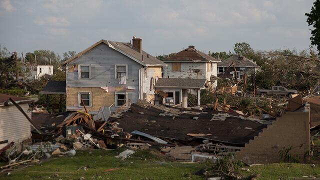 Racha de tornados en EE. UU. ya deja un muerto y una decena de heridos