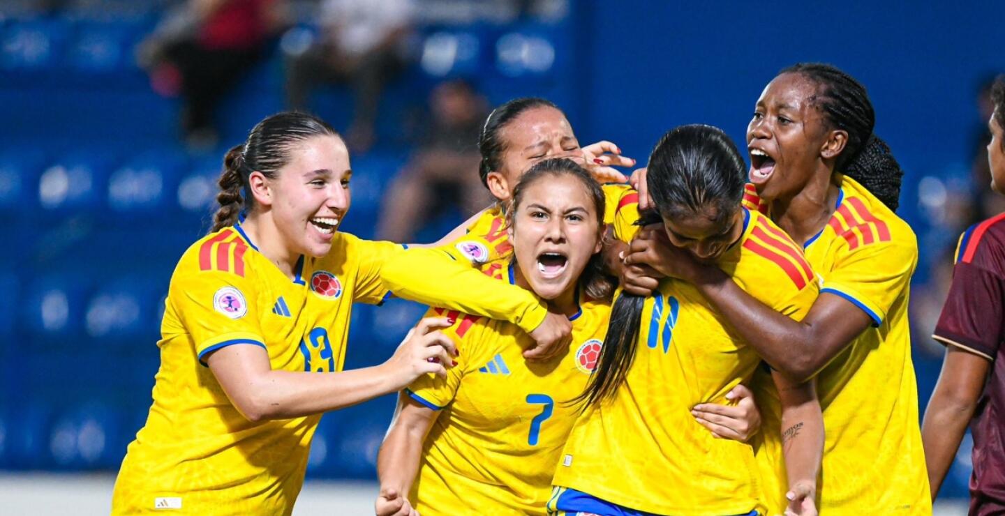 La Selección Colombia enfrenta a Uruguay en el Sudamericano femenino Sub-20.