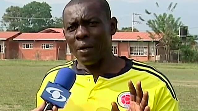 ¿Y el polideportivo? Tío de Yerry Mina le recordó al presidente Santos las promesas a Guachené