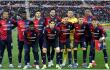 Yerry Mina en la formación del Cagliari frente al Nápoles por la Serie A.