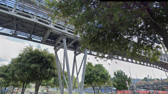 Puente peatonal en Suba Puente peatonal en Suba